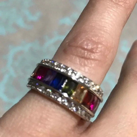 NEW Size 6 Multicoloured Rhodium Plated Rainbow Ring - Absolutely Stunning! - Picture 5 of 6